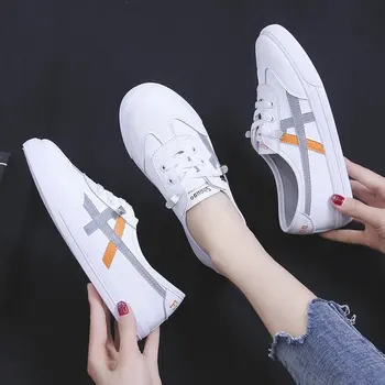 

White Shoes 2020 nian New Spring Wild Flat-Bottomed a Pedal Shoes Female Explosion White Shoes, Western Style Sneakers