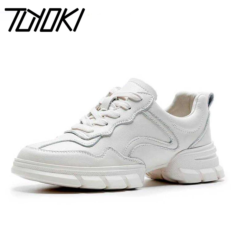 

Tuyoki Women Fahion Genuine Leather White Sneakers Shoes Woman Round Toe Vulcanized Shoes Casual Women Footwear Size 35-39