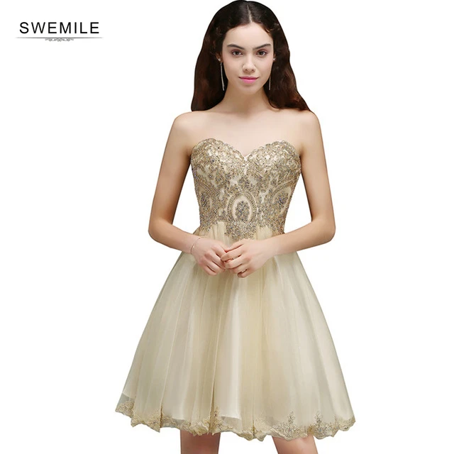 vestidos costas abertas curtos