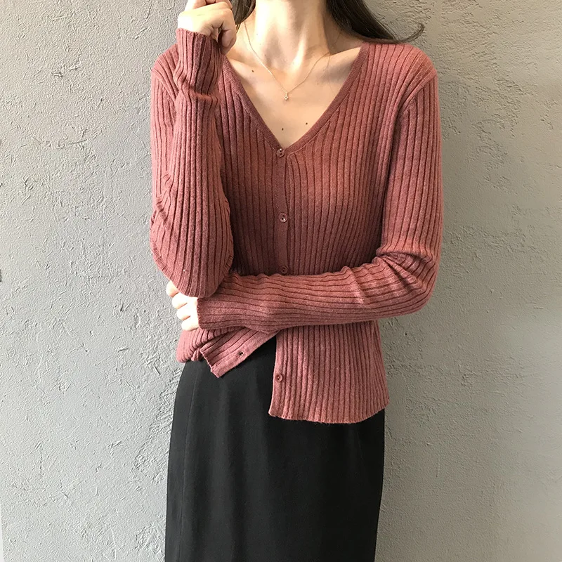 

2019 New Autumn Solid V-collar Knitted Women's Sweater Looks Thin Single Breasted Casual Simple Cardigan Sweater Female
