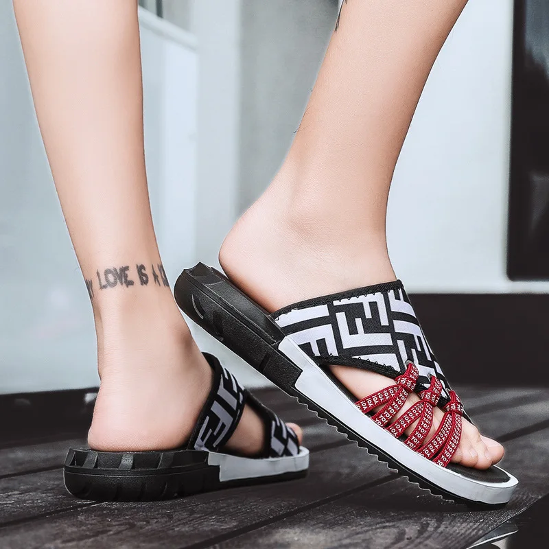 

2019 Summer New Style MEN'S Slippers Camouflage Trend Sandals Anti-slip Flat Top Shoes Fashion Man Ethnic-Style Sandals Slip-