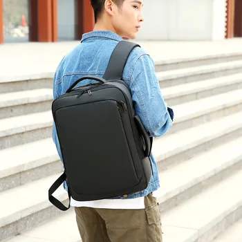 

European and American new men's backpack simple fashion travel bag personalized film computer bag portable business computer bag