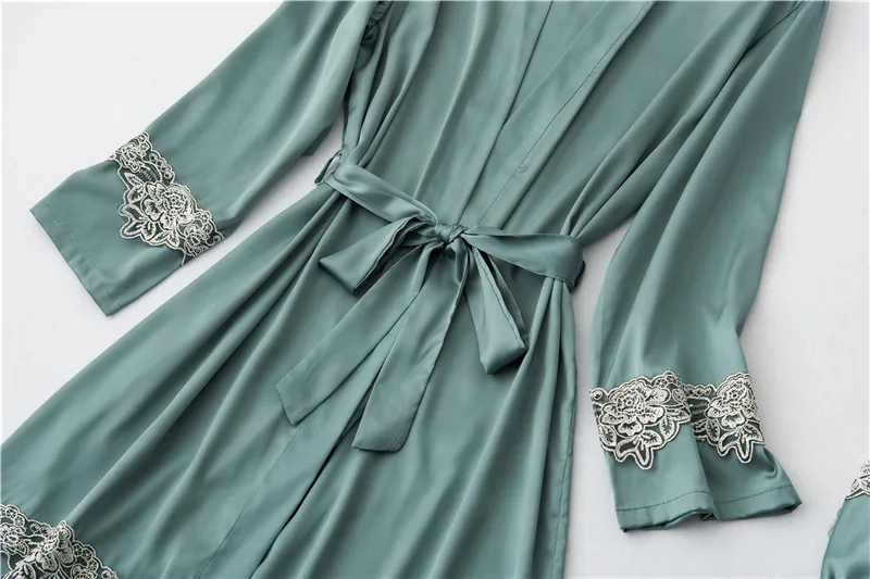 13057564928_1061836450