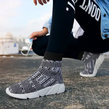 

2019 Man Sneaker New Autumn casual men's shoes Fashion flat-bottomed sneakers breathable Trend men's shoes Zapatillas Hombre