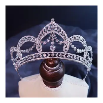 

Nordic European retro palace luxury atmosphere birthday gift crown headdress queen bride wedding jewelry