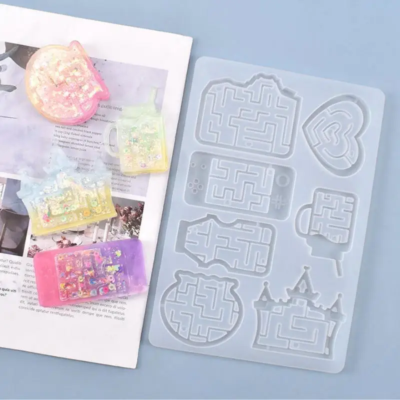 Maze Shaker Silicone Molds DIY UV Resin Labyrinth Heart Gamer Maze Shaker Charms Jewelry Accessories Making Castle Camera Shape