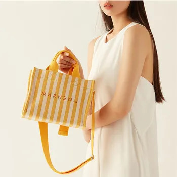 

2020 New Designer Brand Small Square Bag Commuter Canvas Bag Female Handbag Shoulder Messenger Bag Casual Channel Handbags CC GG