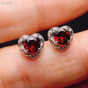 

S925 silver inlaid natural Mozambique garnet earrings Main stone 5*5mm