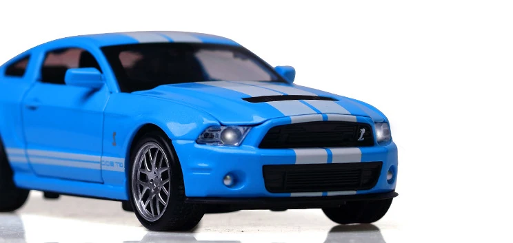 Высокая имитация литья под давлением 1:32 игрушечных транспортных средств Mustang Shelby GT500 модель автомобиля металлический со звуком светильник игрушка автомобиль подарки