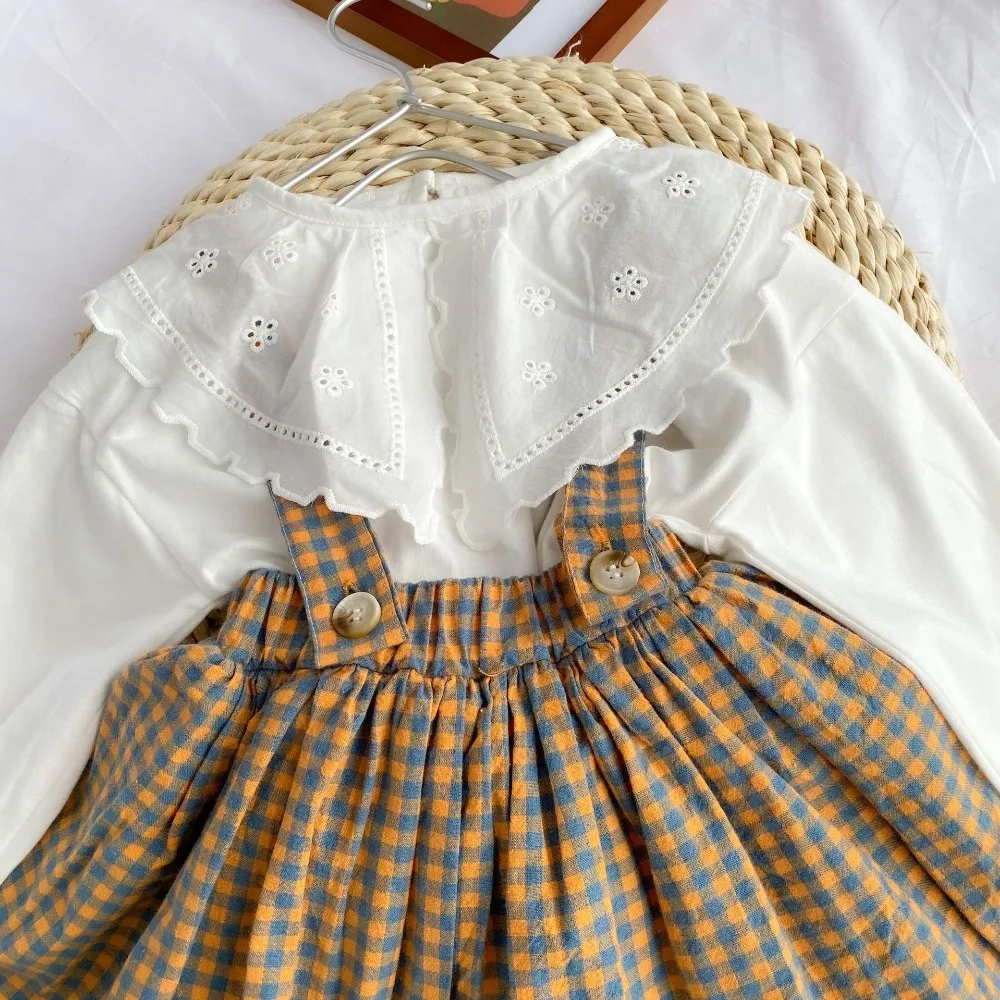 12987657389_1785903601