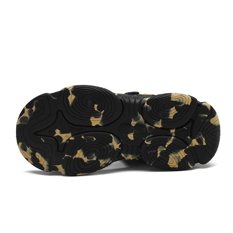 새로운 2026 여름 해변 물놀이 아동 샌들 패션 신발 가볍고 미끄럼 방지 부드러운 바닥 차광 가죽 소년용 편안한 신발