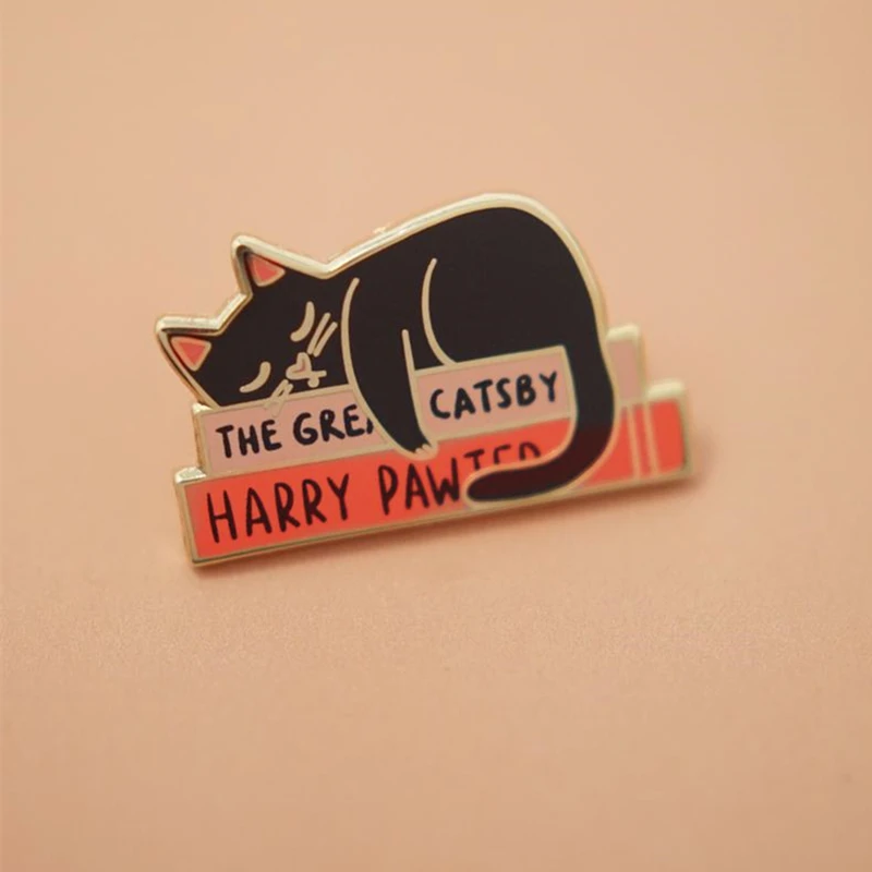 Cuta Lazy Sleep Cat The Great Catsby счастливая Книга сумка с животными брошь ювелирное изделие