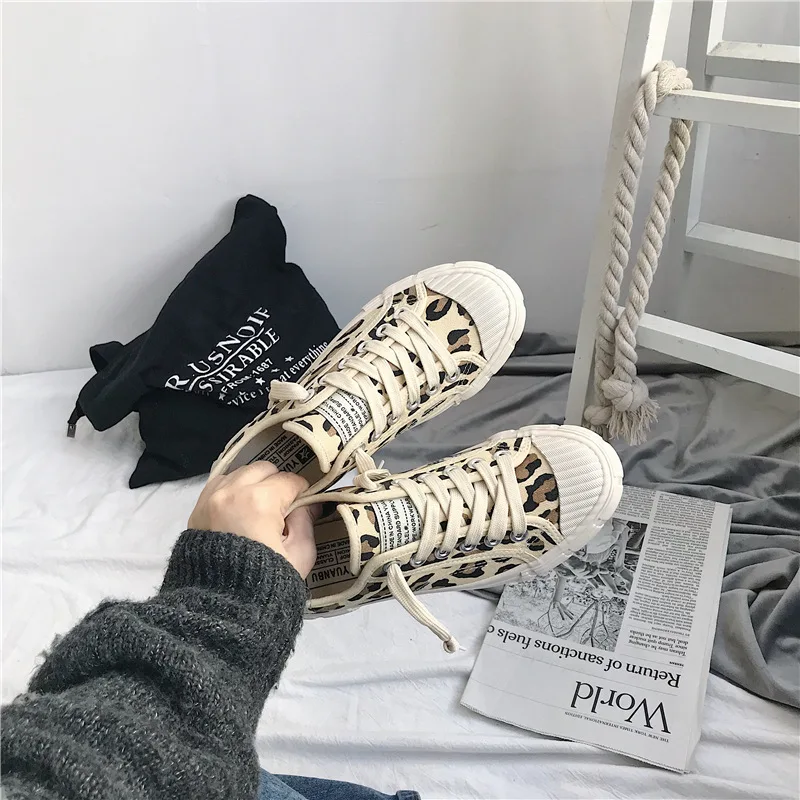 

Spring Women Canvas Shoes Leopard Lace Up Lady Sneakers 2020 Flat Heel Thick Canvas Tiger Ins Hot Selling Fashion Shoes 35-40