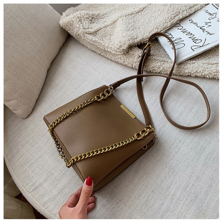 12284945078_2051307013