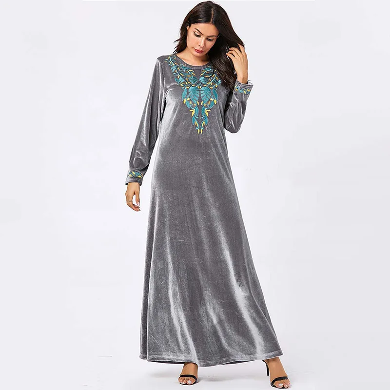 Middle East Arabian large size women's embroidered casual robes gold velvet long skirt long skirt Muslim Dubai loose dress