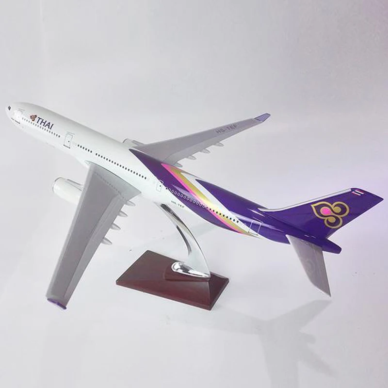 1/150 масштаб 47 см B747 модель самолета Thai Airways модель самолета с светильник и колесами полимерная модель самолета для коллекционного подарка