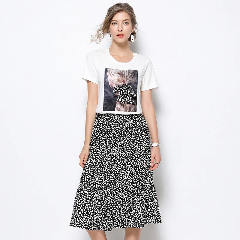 

Plus Size Summer Set 2019 Summer Outfits for Women Conjuntos Large Size Suit Korean Fashion T Shirt Skirt Two-piece Suit