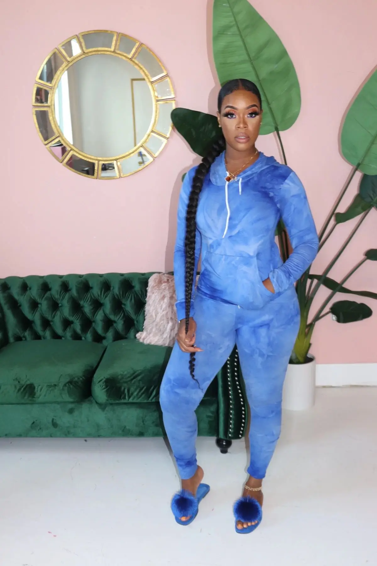 Рисунок 5 - Пикантная женская одежда CQ053