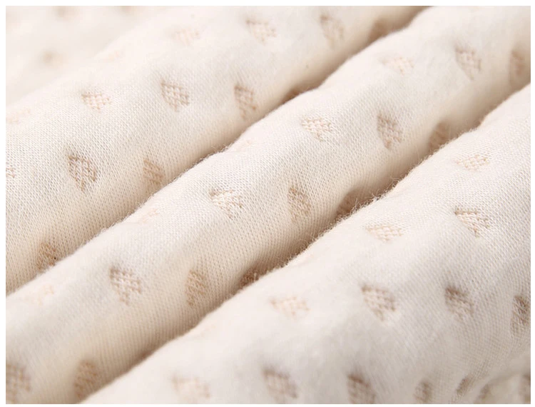 2746291723_872573883