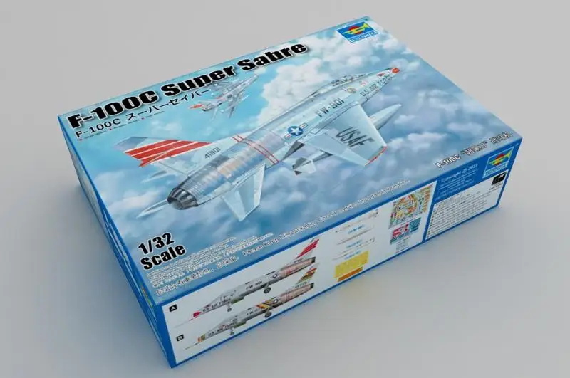 Trombettista 03221 Scala 1:32 F-100C Kit Modello Super Sabre