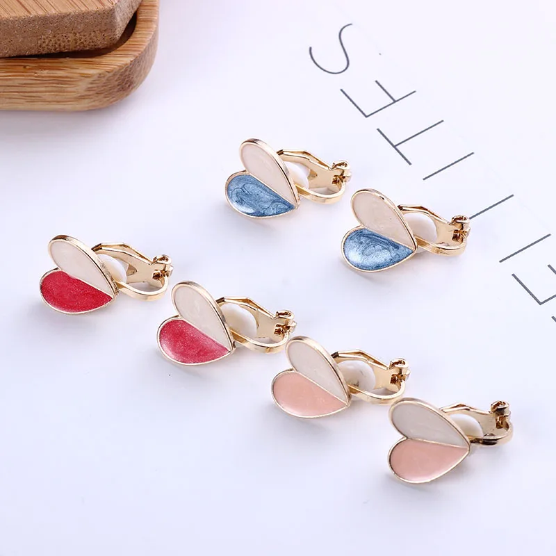 Серьги клипсы в форме сердца простые маленькие серьги гвоздики корейские
