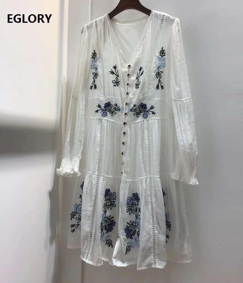

High Quality New Runway Dress 2020 Autumn Women V-Neck Hollow Out Embroidery Flower Patterns Long Sleeve White Black Club Dress