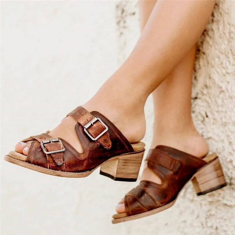 womens-caprice-cognac-sandal_4e3c9f1a-c01e-4a20-9057-985612a6c001