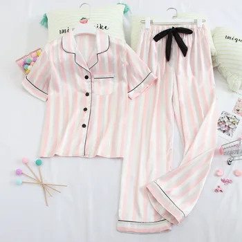 

Fiklyc Summer Thin Section Short-Sleeved Home Service Ladies Lapel Cardigan Casual Silk Ladies Pajamas Suit Imitation Silk