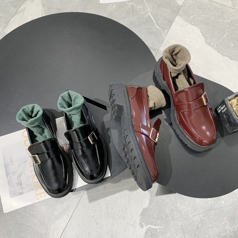 

2020 New Patent Leather Oxfords Women Shoes Female Casual Shoes Woman Slip on Fashion Round Toe Platform Shoes W40-20
