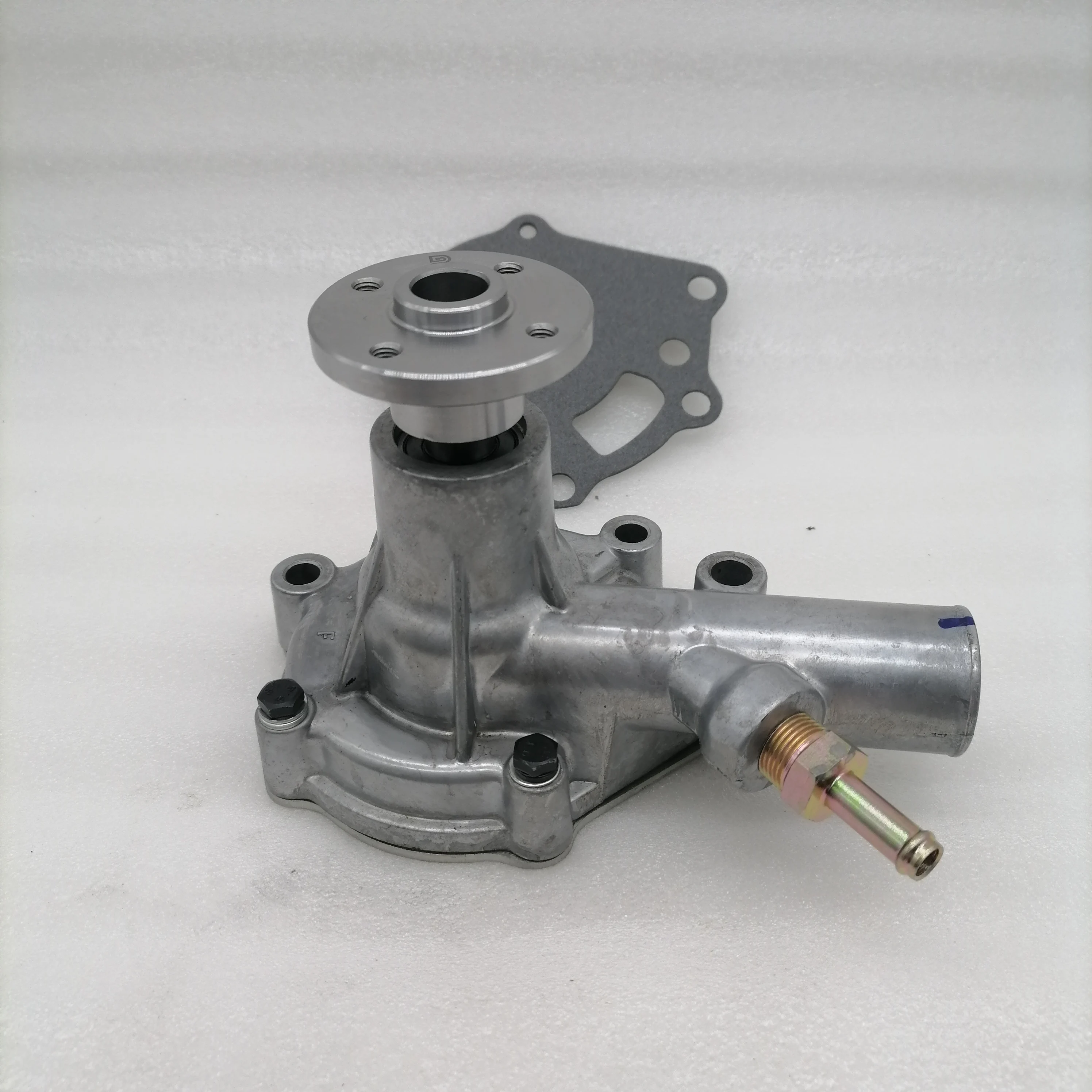 

For Excavator parts Caterpillar CAT303/304/305 Mitsubishi S4L/S3L/K4N/K3N engine water pump