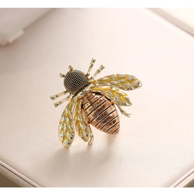 CINDY XIANG Enmel маленькая пчелиная Брошь унисекс для женщин и мужчин булавка от насекомых Роскошные модные украшения осень зима аксессуары значки подарок