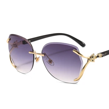 

Pink Foxes Rhinestone Oversized Sunglasses Women Luxury Brand Designer Gradient Sun Glasses Female Zonnebril Dames Festival