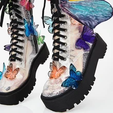 Прозрачные женские ботинки из ПВХ с бабочками; обувь для подиума на шнуровке с трехмерным рифленым каблуком; женские повседневные ботинки до середины икры на молнии