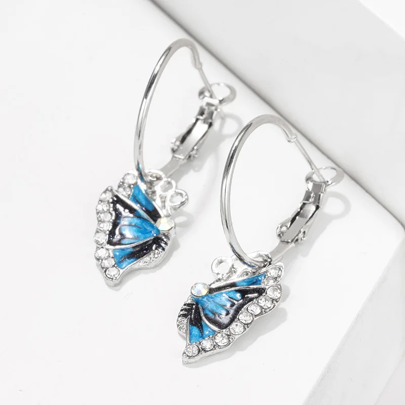 Женские изысканные Кристальные серьги в форме бабочки, маленькие серьги-кольца для женщин, модные ювелирные изделия Oorbellen Aretes De Mujer