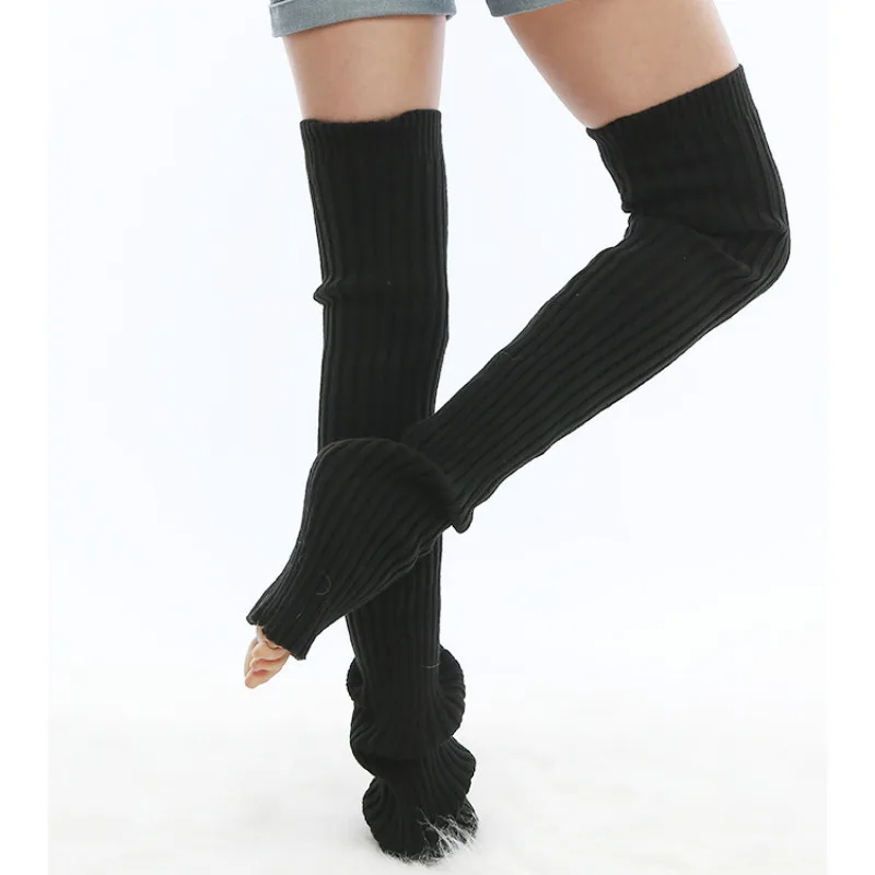 Black  (4)
