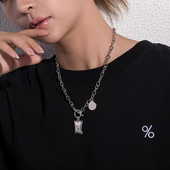 

Street hip hop metal fashion men's and women's necklaces net red one button love letter splicing clavicle Chain Necklace