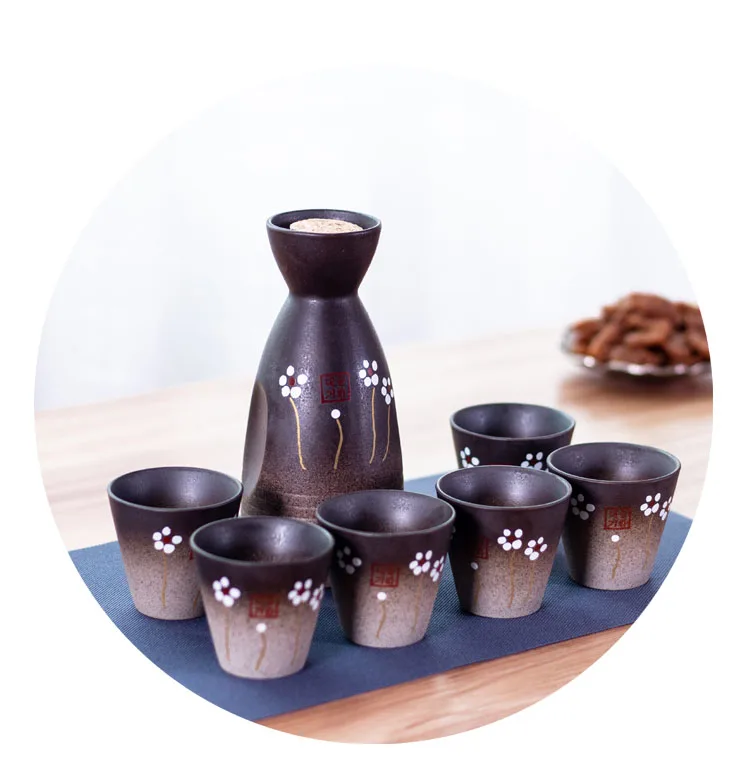 Title 16, Vintage seramik sake potası ve kase seti, Japon...