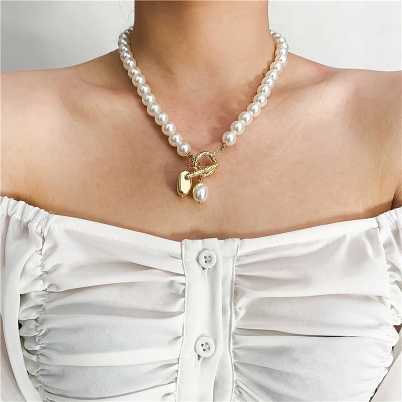 

Peri'sbox 2019 Single Strand Pearl Necklace with Gold Toggle Clasp Large Baroque Pearl Choker Necklaces Statement Necklace Femme