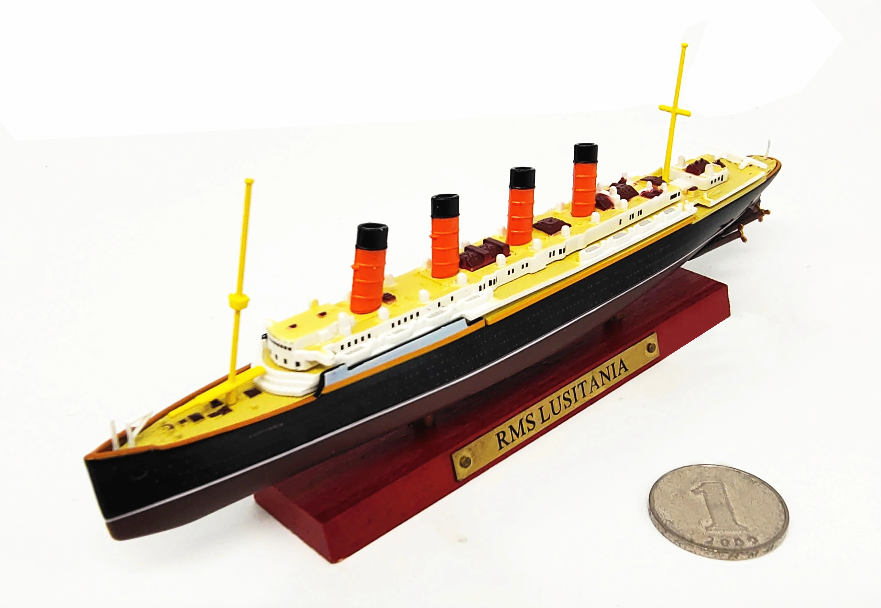 1:1250 lusitana Роскошная почта из сплава пассажирский корабль модель готовые украшения в окраске