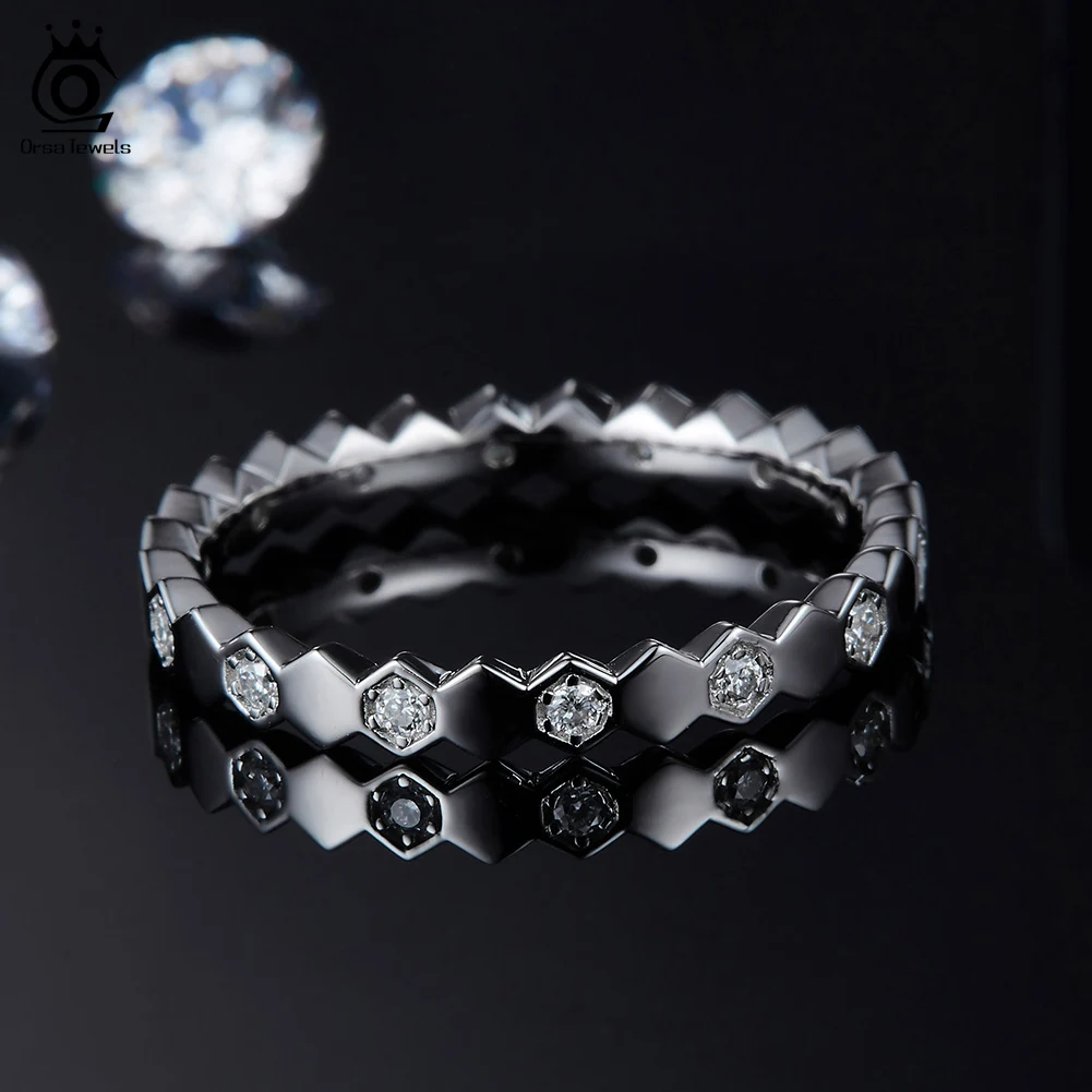 ORSA JEWELS Simple Honeycomb Design Wedding Band with Moissanite Diamond 925 Sterling Silver For Women Men Christmas Gift SMR50