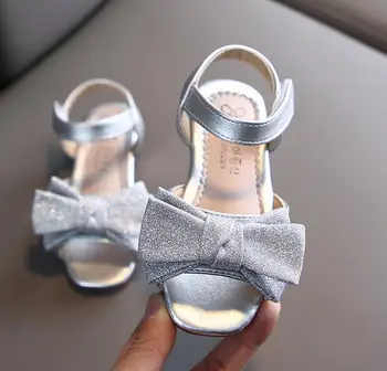 

New Kids Girls Fashion Sandals Female Child Sandals Cute bow Princess Shoes Cutout Sandals summer baby shoes Size 21-35