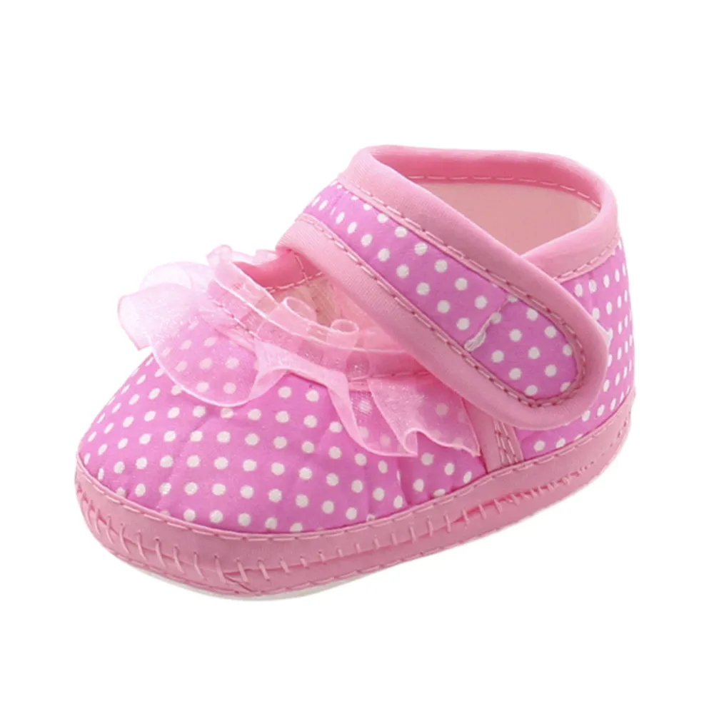 Детские ботиночки в горошек для новорожденных, с кружевом, на мягкой подошве для младенцев, теплая Повседневная обувь на плоской подошве, детская обувь для малышей