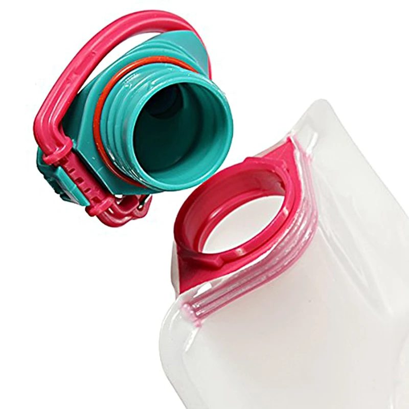 2pcs 700 ML Foldable Reusable Water Bag Drink Bottle BPa Bicycle Bottle- White& Black