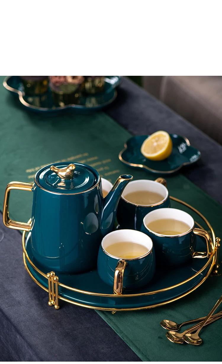 Скандинавские маленькие Роскошные простые кофейные чашки в золотистой оправе, высококачественный керамический домашний послеобеденный чайный набор, набор чашек, товары для дома и офиса, подарки