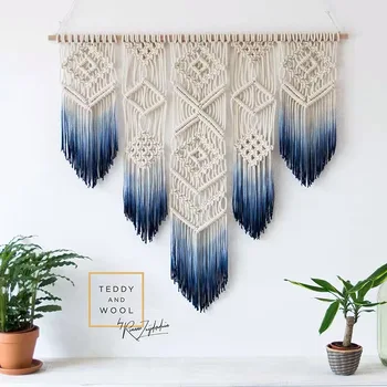 

Large Woven Dyed Tapestry Wall Hanging Bohemia Northern Europe Fringe Simple Wall Hanging Homestay Tapestry Room Decor