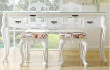 

Manicure table net red single double three manicure table small economy manicure shop table and chair set