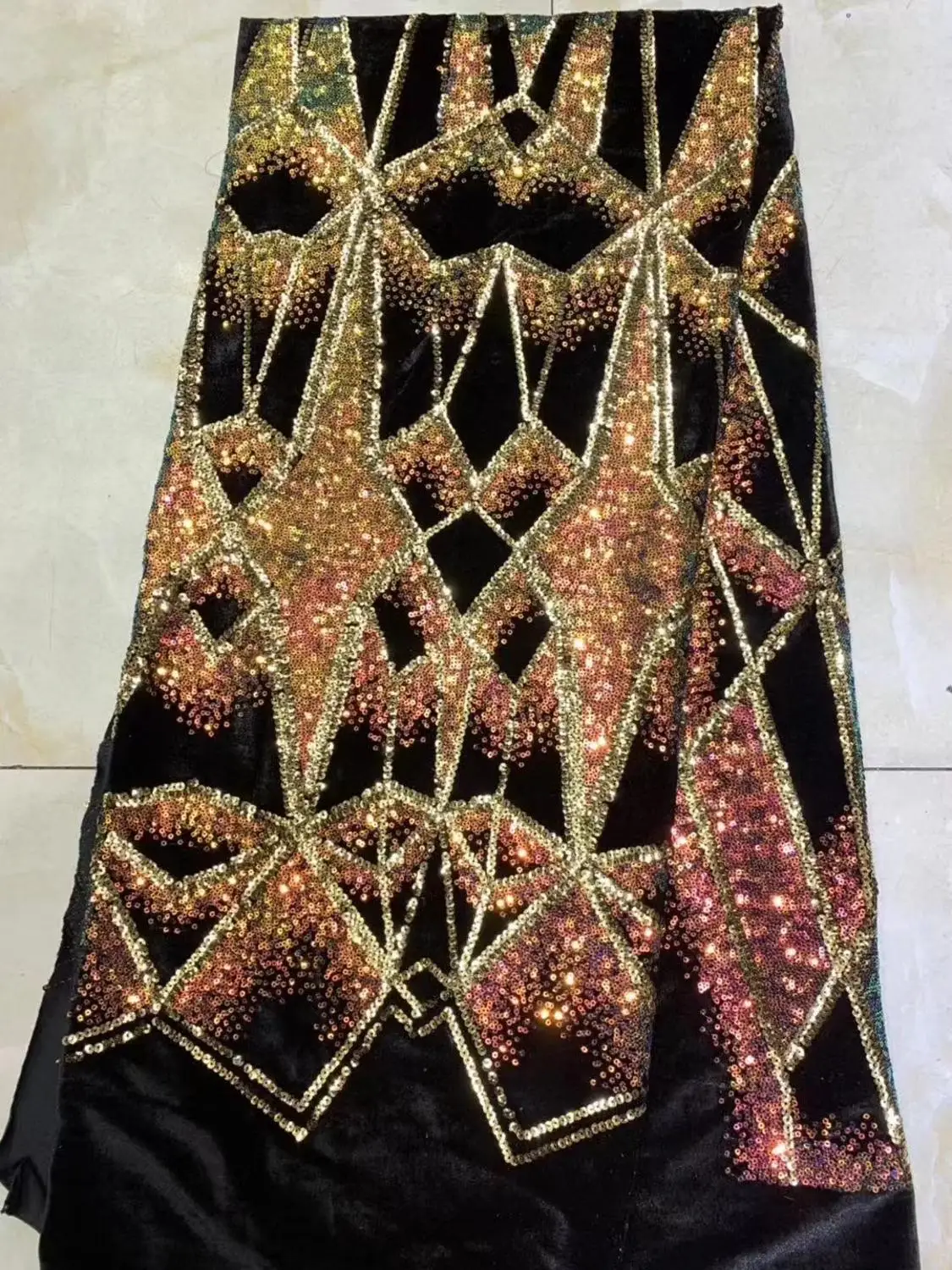 

2019 Latest Sequins Net lace Fabric 2019 Embroidered African Sequin Lace Fabrics High Quality French Velvet Tulle Lace Fabrics