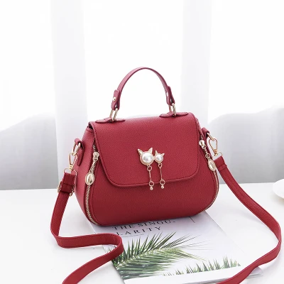 Женские сумки с ручкой сверху из искусственной кожи, маленькие ручные сумки, повседневные модные брендовые дизайнерские женские сумки, сумки на плечо для девушек, женские закрытые сумки - Цвет: Красный