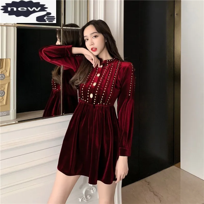 

2021 New Women Velvet Vintage Court Style Rivet Buttons Party Dresses Stand Collar Long Sleeve Wine Red Sexy Mini Dress