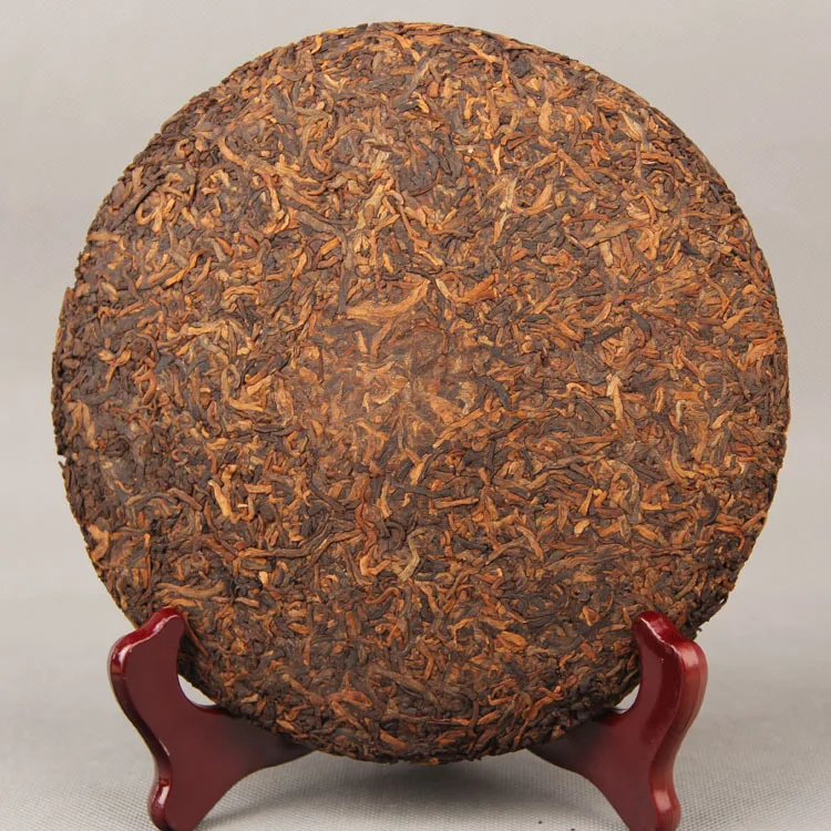 2013 дворцовый весенний чай Golden Bud Zaoxiang Court 357 г Семь пирогов приготовленный сырой